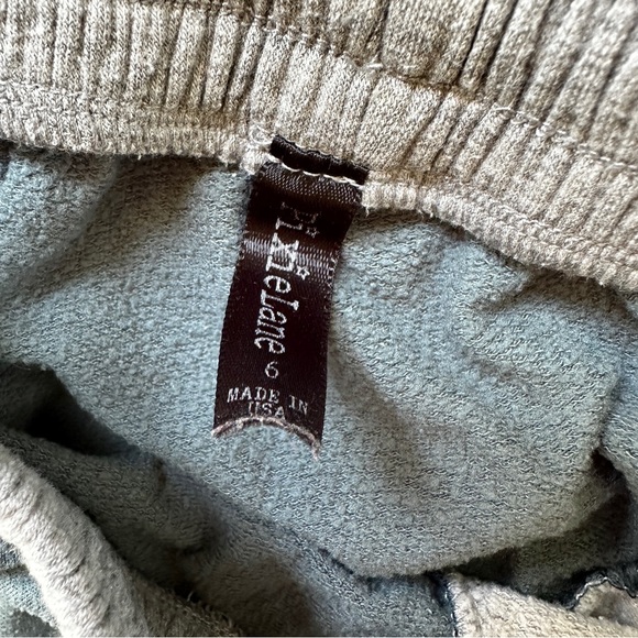 Pixie Lane Two-Tone Jogger - Picture 3 of 5